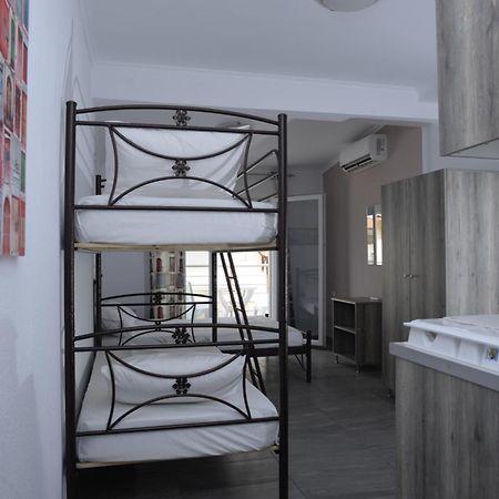 Villa Alexandra Vrasná Zewnętrze zdjęcie